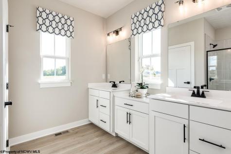206 Opus Lane Morgantown WV 26508