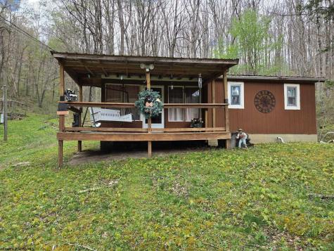 118 Blue Grouse Lane Montrose WV 26283
