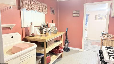 118 Blue Grouse Lane Montrose WV 26283