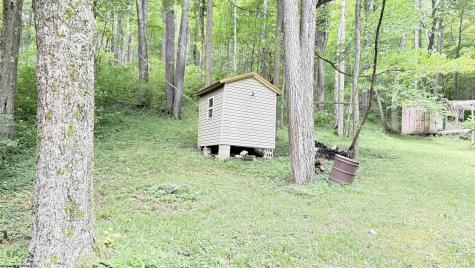118 Blue Grouse Lane Montrose WV 26283