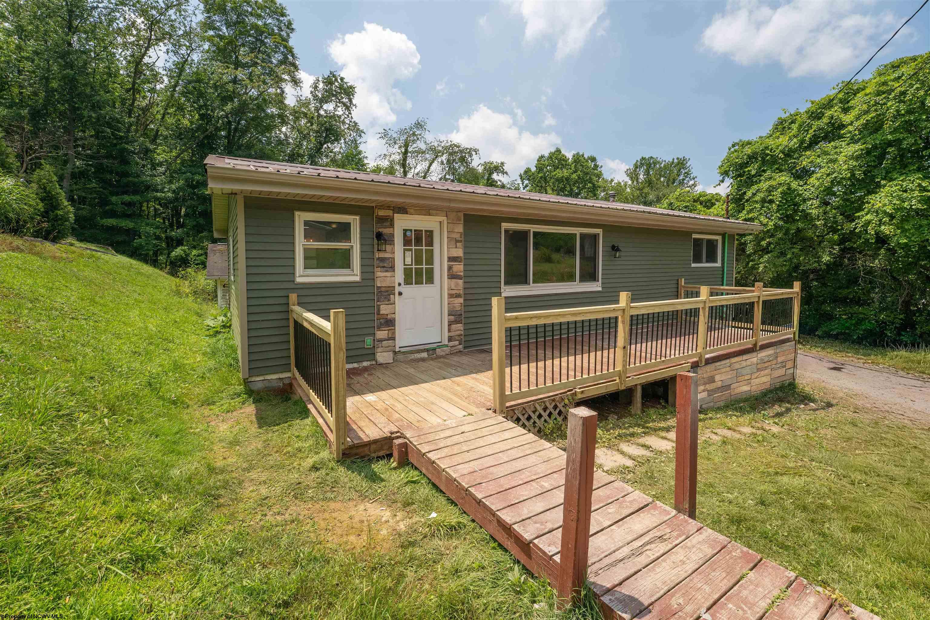 2334 School House Road Fairmont WV 26554