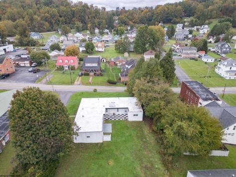 1206 Country Club Road Fairmont WV 26554