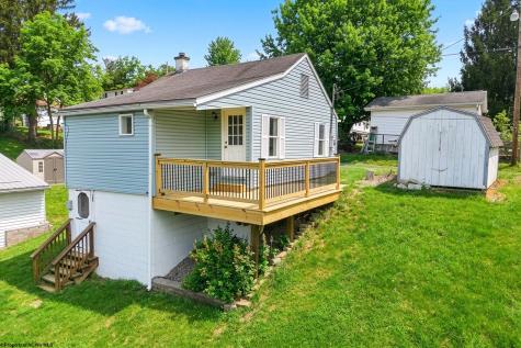 31 W 2nd Street Westover WV 26501