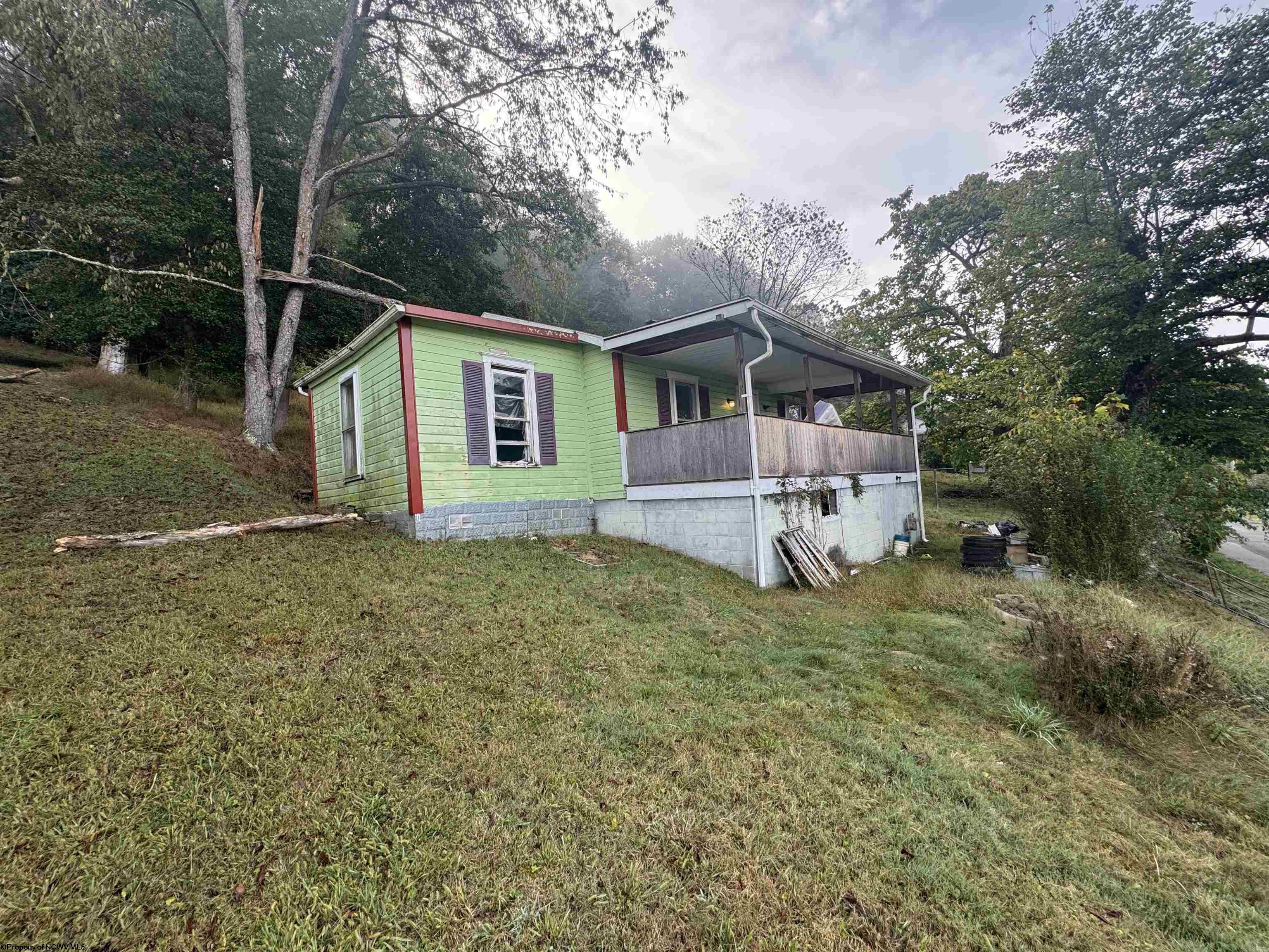 69 Jackson Street Weston WV 26452