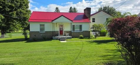 704 Files Creek Road Beverly WV 26253