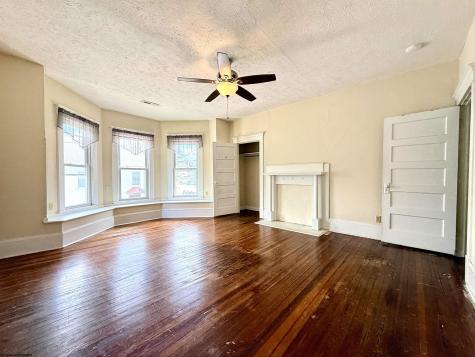 322 Harrison Street Clarksburg WV 26301