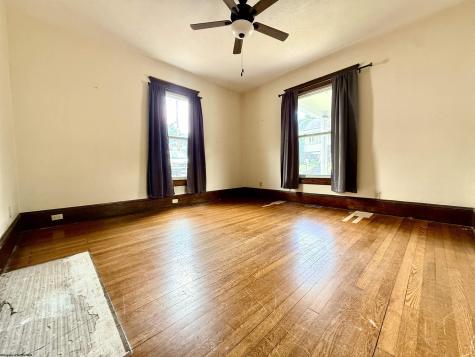 322 Harrison Street Clarksburg WV 26301