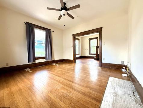322 Harrison Street Clarksburg WV 26301