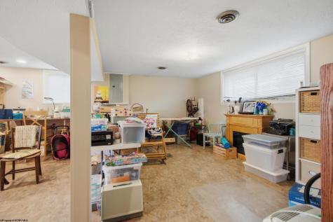 1115 Deerfield Drive Fairmont WV 26554