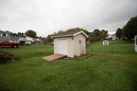 1115 Deerfield Drive Fairmont WV 26554
