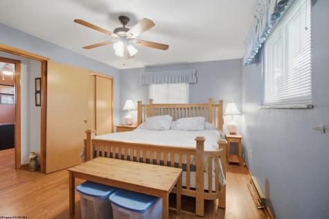 1115 Deerfield Drive Fairmont WV 26554