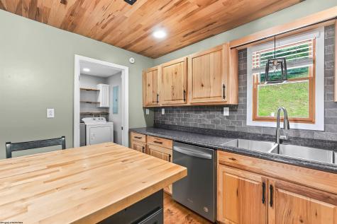 4243 Independence Road Independence WV 26374