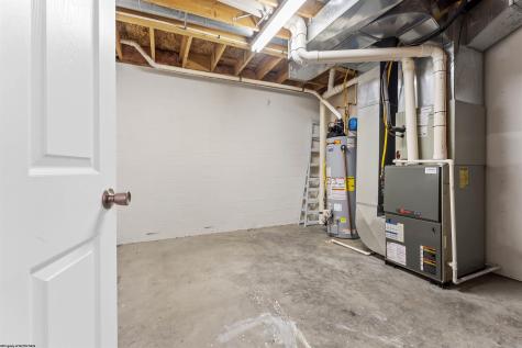 210 Piave Lane Morgantown WV 26508