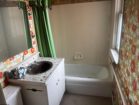 103 Center Avenue Weston WV 26452