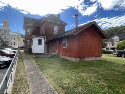103 Center Avenue Weston WV 26452