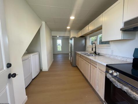 148 Jackson Avenue Clarksburg WV 26301