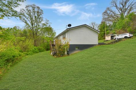 113 Porter Avenue Farmington WV 26571