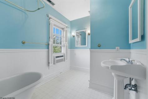 608 Worthington Drive Bridgeport WV 26330