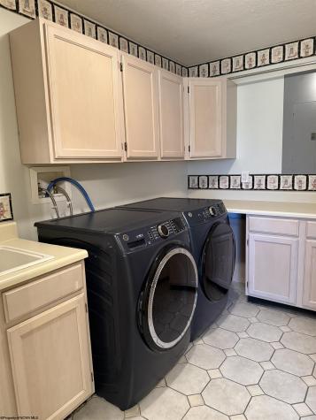 7002 Victorian Drive Fairmont WV 26554