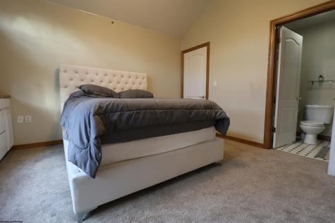 7002 Victorian Drive Fairmont WV 26554