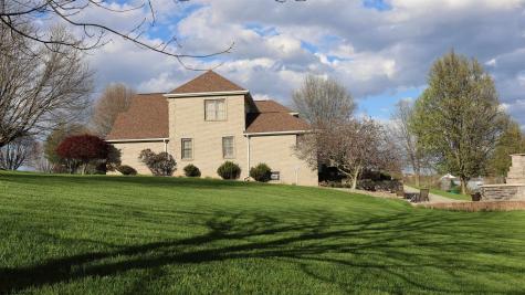 7002 Victorian Drive Fairmont WV 26554