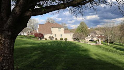 7002 Victorian Drive Fairmont WV 26554
