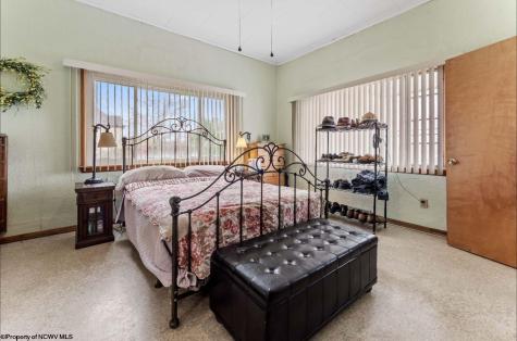 341 Satterfield Street Fairmont WV 26554