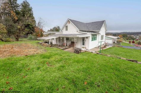 341 Satterfield Street Fairmont WV 26554