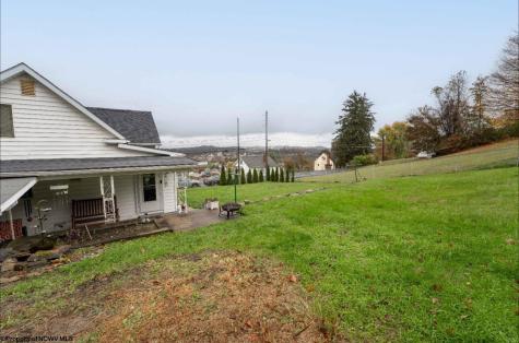 341 Satterfield Street Fairmont WV 26554