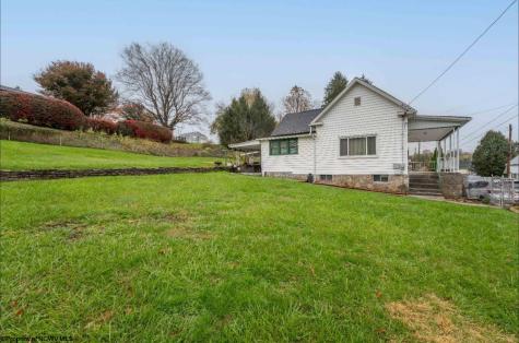 341 Satterfield Street Fairmont WV 26554