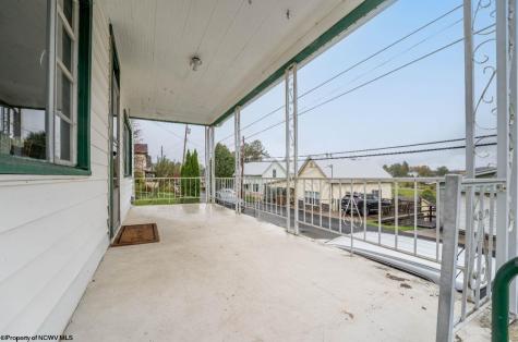 341 Satterfield Street Fairmont WV 26554
