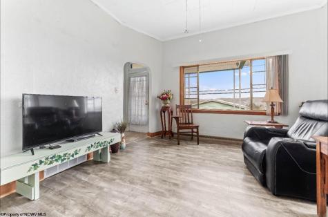 341 Satterfield Street Fairmont WV 26554