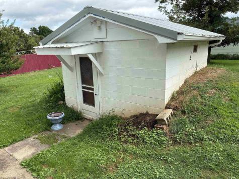 410 Monroe Street Weston WV 26452