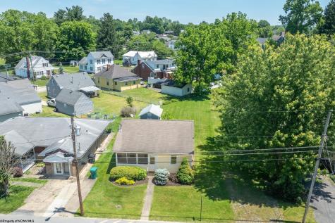 228 Johnson Avenue Bridgeport WV 26330