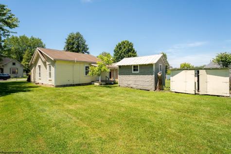 228 Johnson Avenue Bridgeport WV 26330