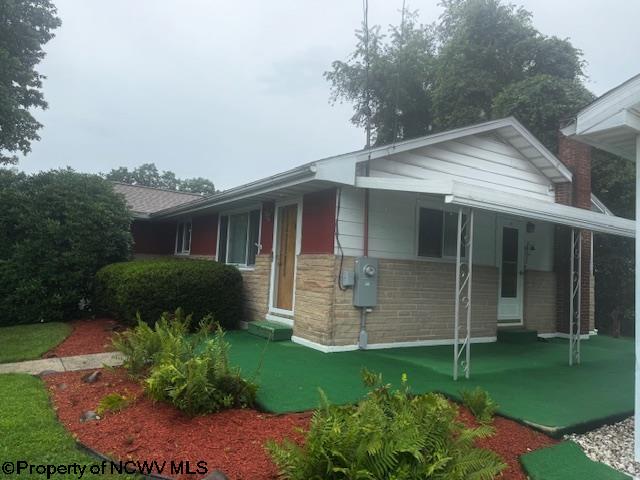 310 Pratt Avenue Kingwood WV 26537