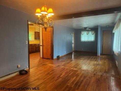 310 Pratt Avenue Kingwood WV 26537
