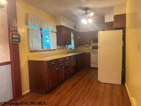 310 Pratt Avenue Kingwood WV 26537