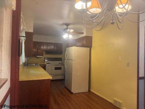310 Pratt Avenue Kingwood WV 26537