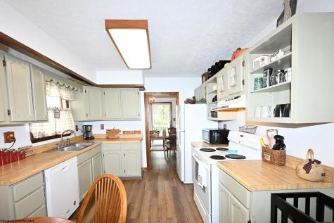 224 Hemlock Lane Reedsville WV 26547