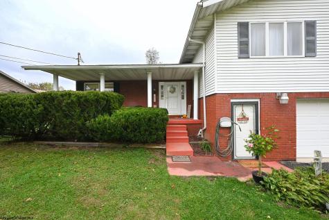 224 Hemlock Lane Reedsville WV 26547
