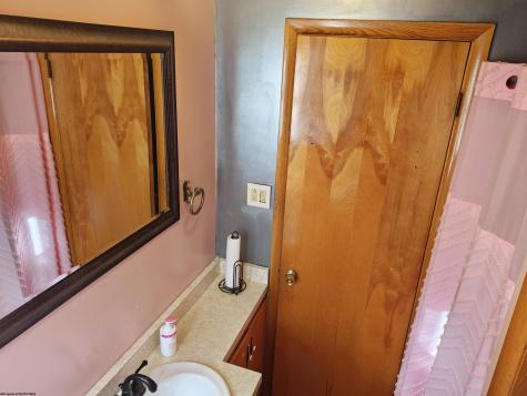172 Grant Street Clarksburg WV 26301