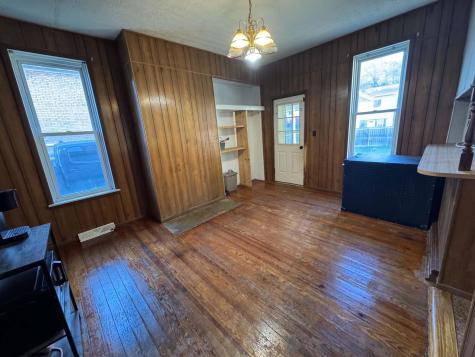 412 Center Street Shinnston WV 26431