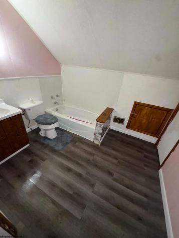 412 Center Street Shinnston WV 26431