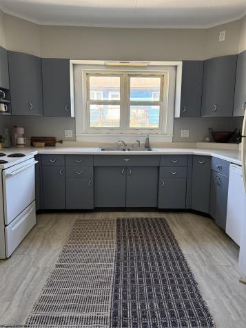 1307 Robin Lane Fairmont WV 26554