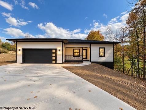 202 King Drive Kingwood WV 26537