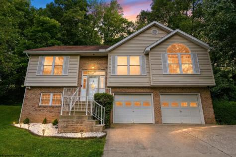 201 Jenny Lynn Estates Morgantown WV 26508