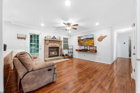 201 Jenny Lynn Estates Morgantown WV 26508