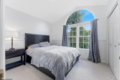 201 Jenny Lynn Estates Morgantown WV 26508