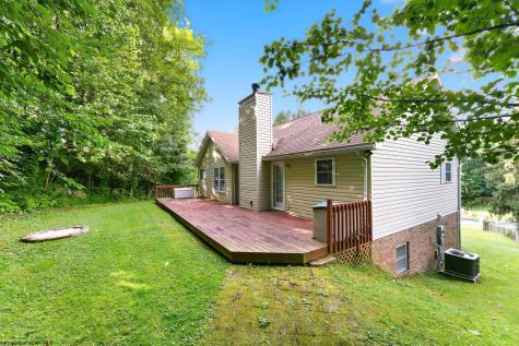 201 Jenny Lynn Estates Morgantown WV 26508